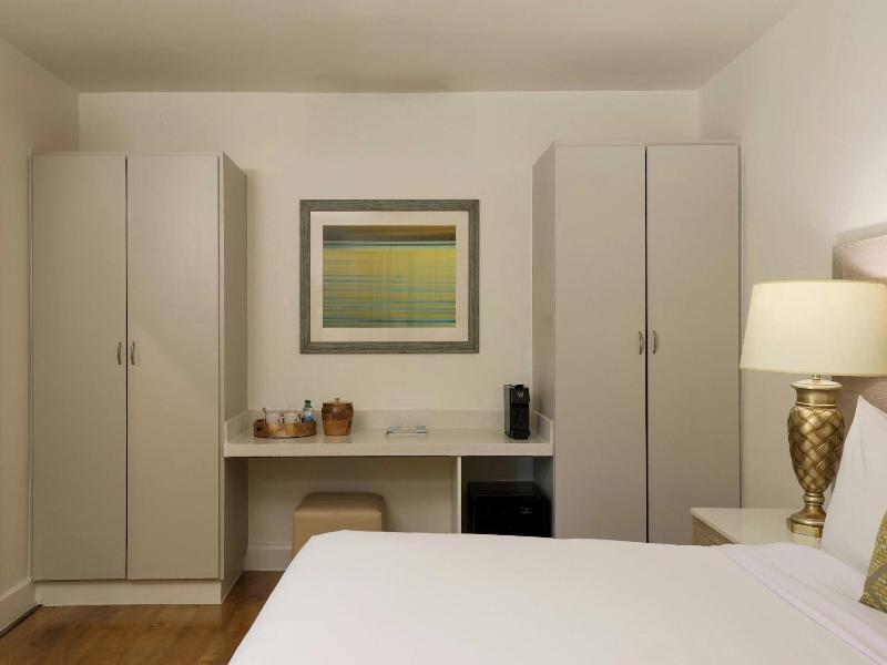 Waves Hotel & Spa image