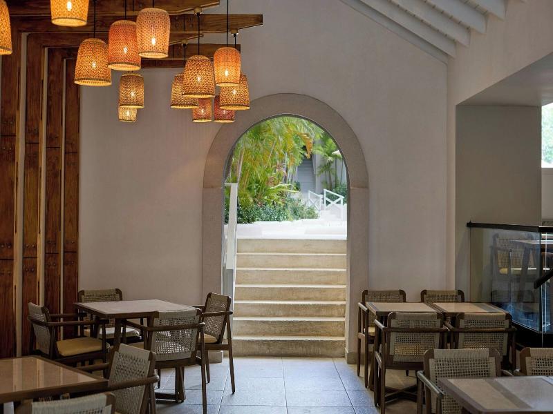 Waves Hotel & Spa image