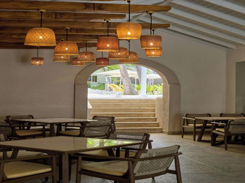 Waves Hotel & Spa image