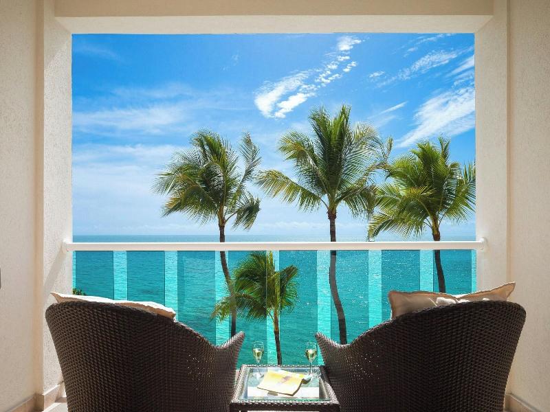 Waves Hotel & Spa image