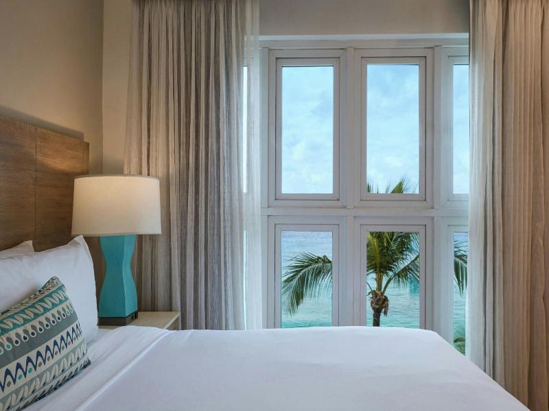 Waves Hotel & Spa image
