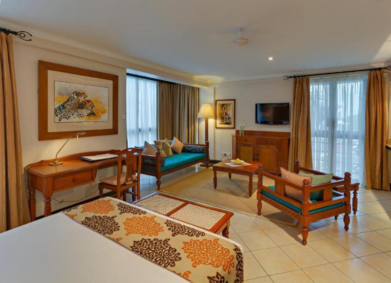 The Heron By Sarovar Portico India image