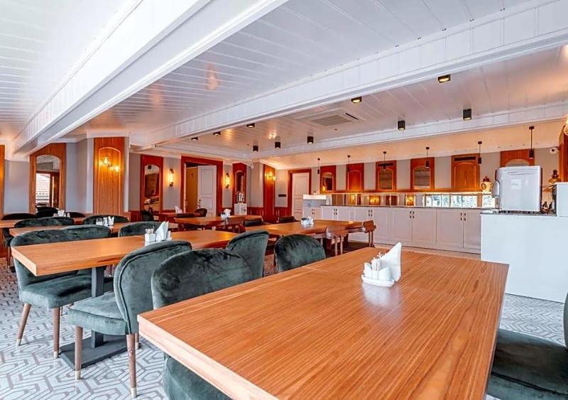 TS Park Hotel image
