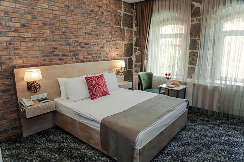 TS Park Hotel image