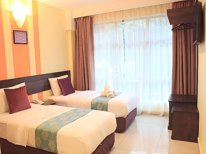 Sun Inns Hotel Sitiawan Ex. Flamingo image