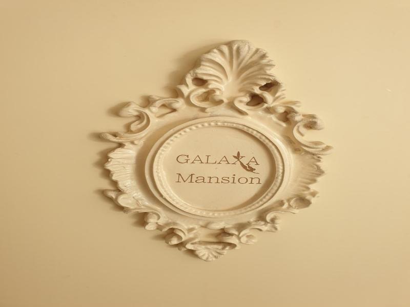 Galaxa Mansion image