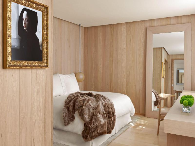 The London Edition image