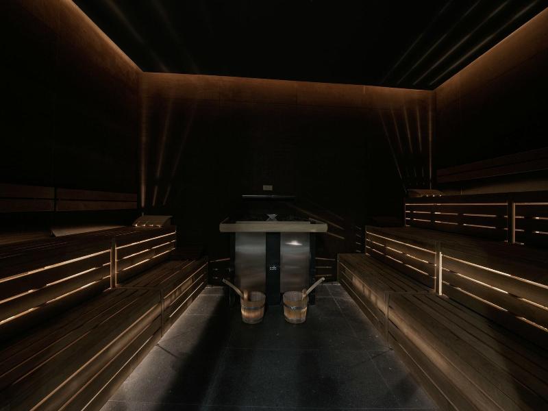 Zhero Hotel image