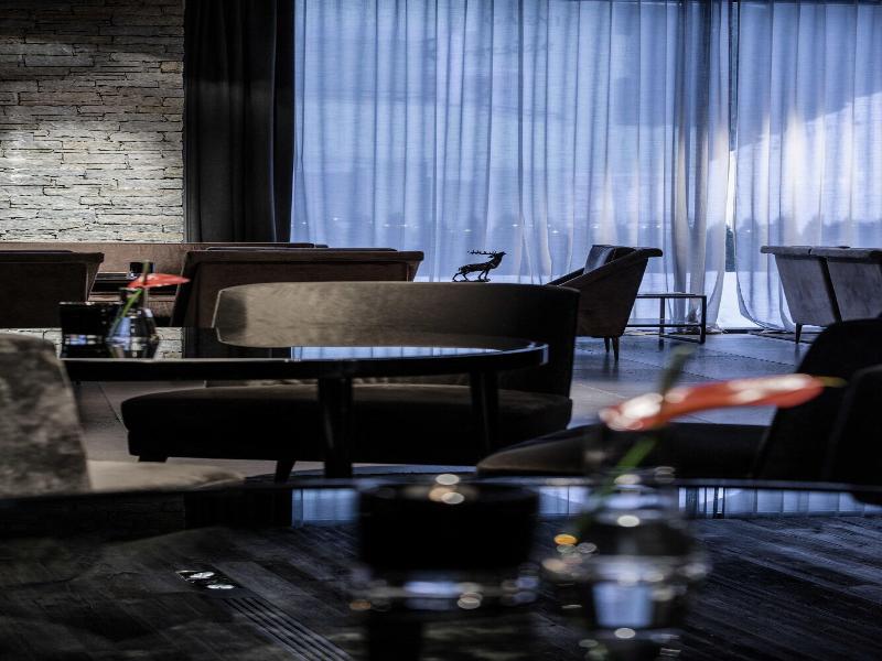 Zhero Hotel image