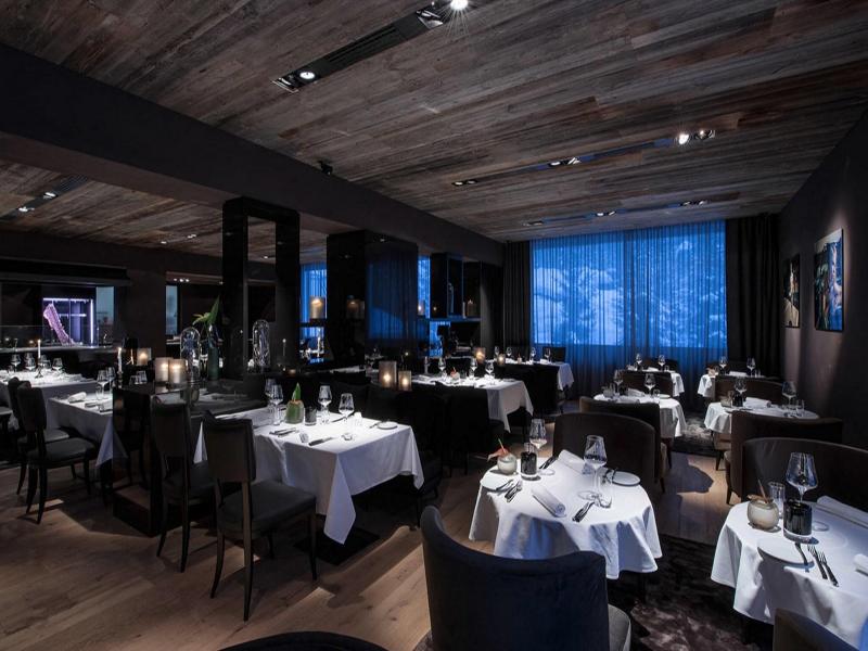 Zhero Hotel image
