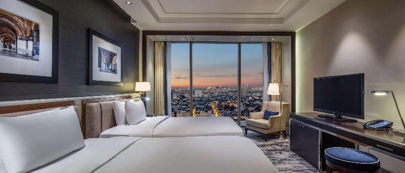 Hilton Istanbul Bomonti Hotel & Conference Centre image