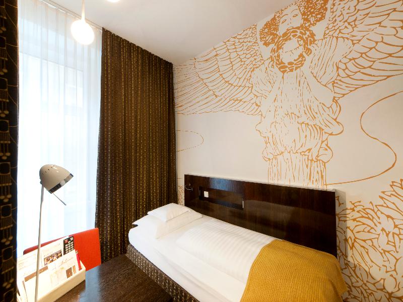 Alma Boutique Hotel  image