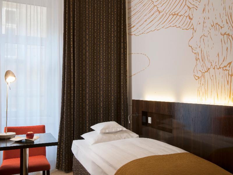 Alma Boutique Hotel  image