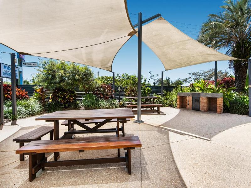 Pacific Horizons Apartments image