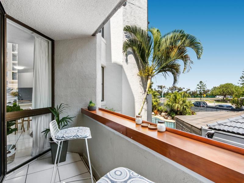 Pacific Horizons Apartments image