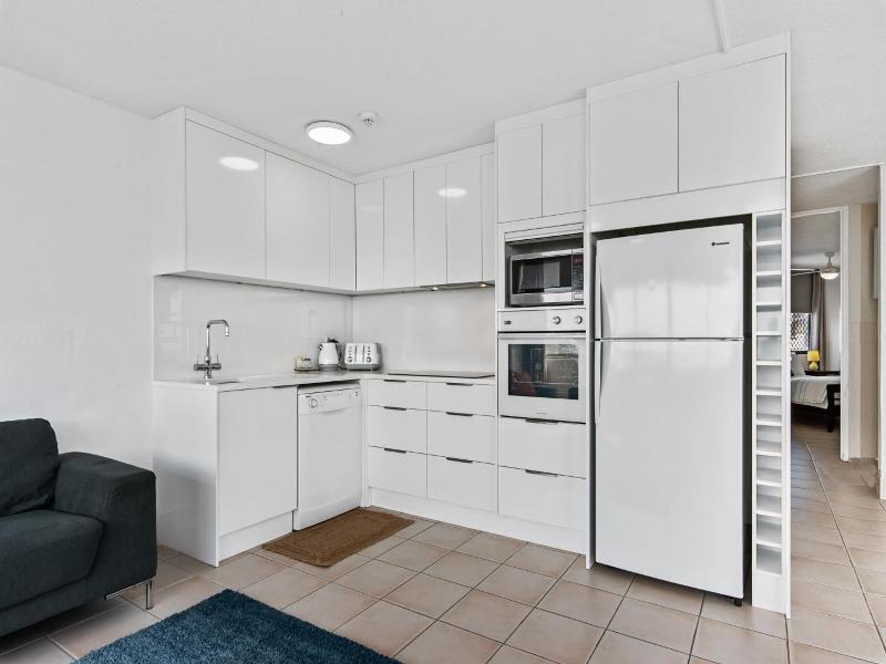 Pacific Horizons Apartments image
