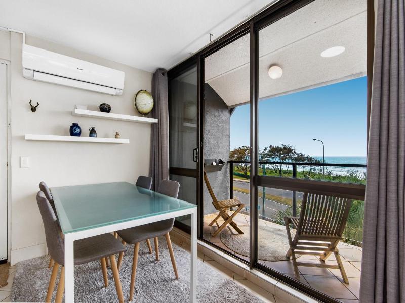 Pacific Horizons Apartments image