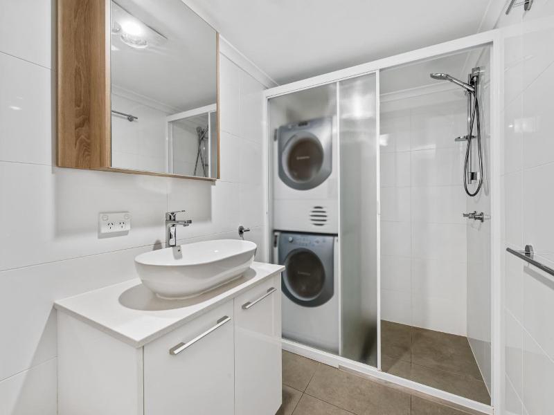 Pacific Horizons Apartments image
