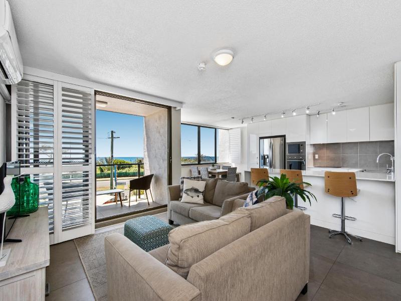 Pacific Horizons Apartments image
