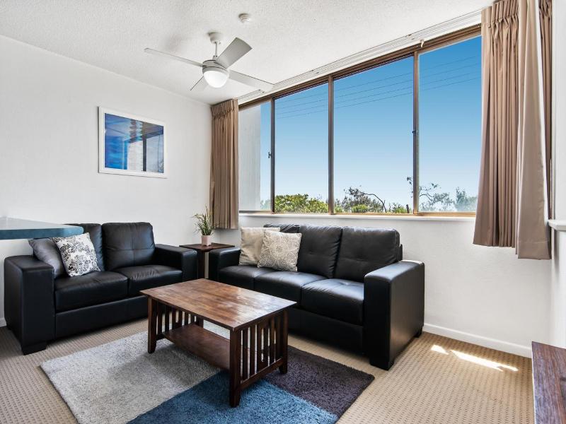 Pacific Horizons Apartments image
