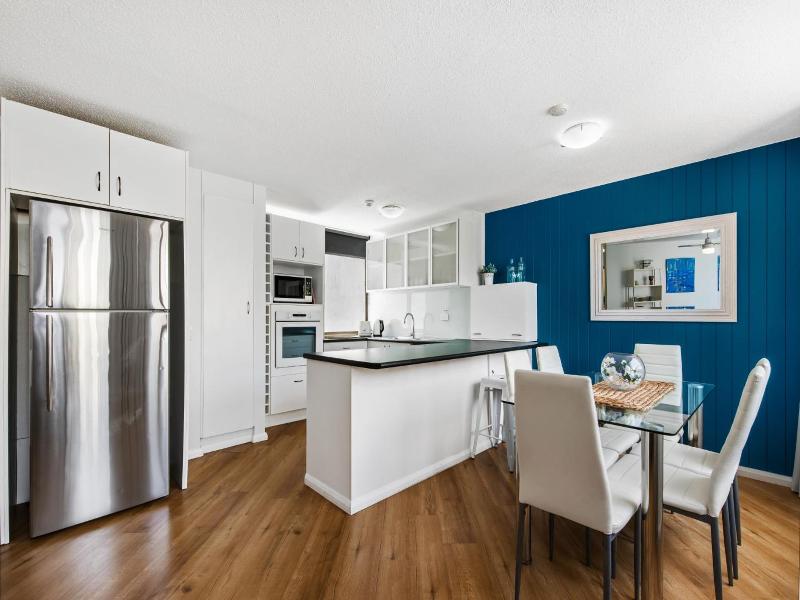 Pacific Horizons Apartments image