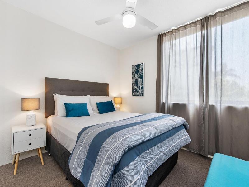 Pacific Horizons Apartments image