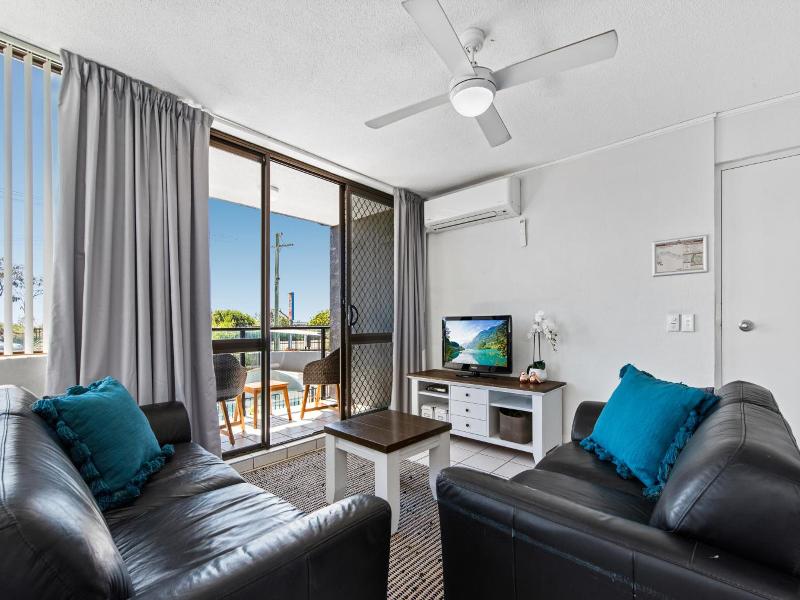 Pacific Horizons Apartments image