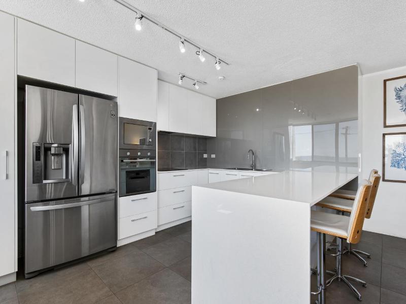 Pacific Horizons Apartments image