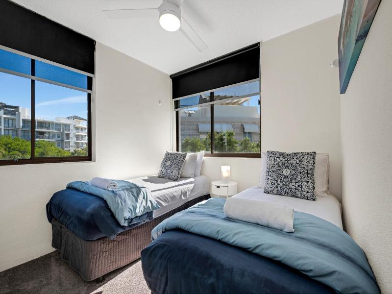 Pacific Horizons Apartments image