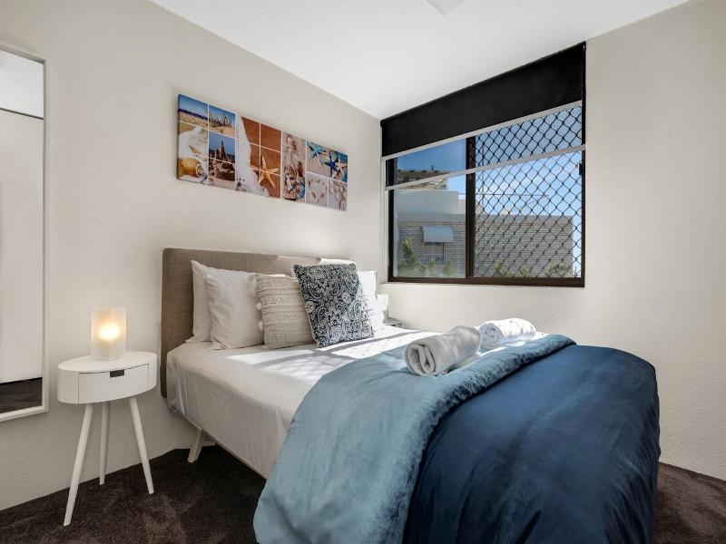 Pacific Horizons Apartments image