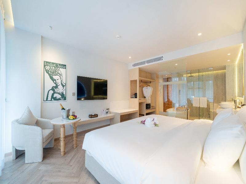 Indochine Resort  Villas image