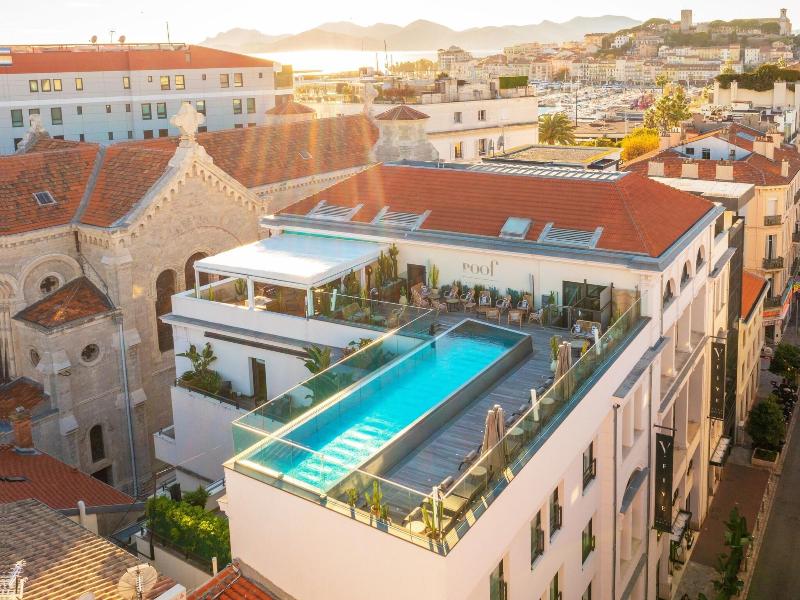 Five Seas Hotel image