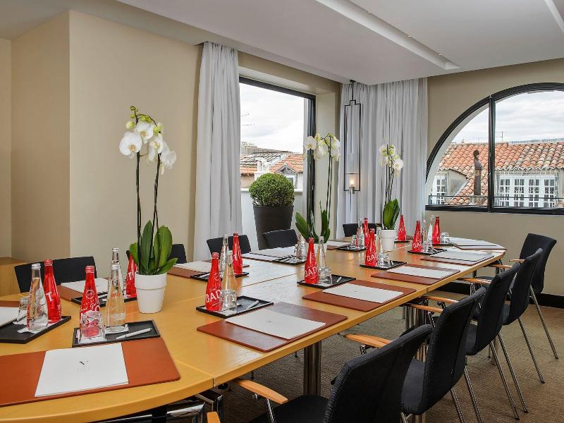 Five Seas Hotel image