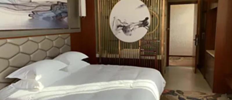 Golden Rich Hotel image