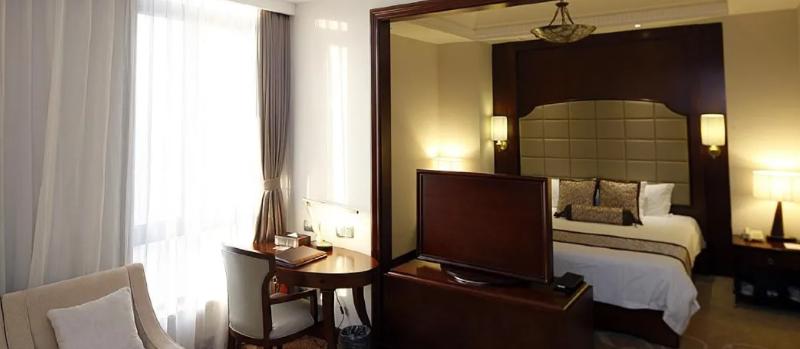 Golden Rich Hotel image