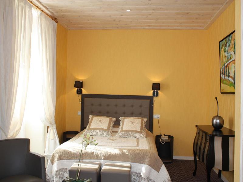 Hotel Taillard image