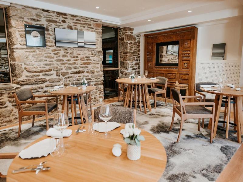 Hostellerie St-Mathieu,The Originals Collection image