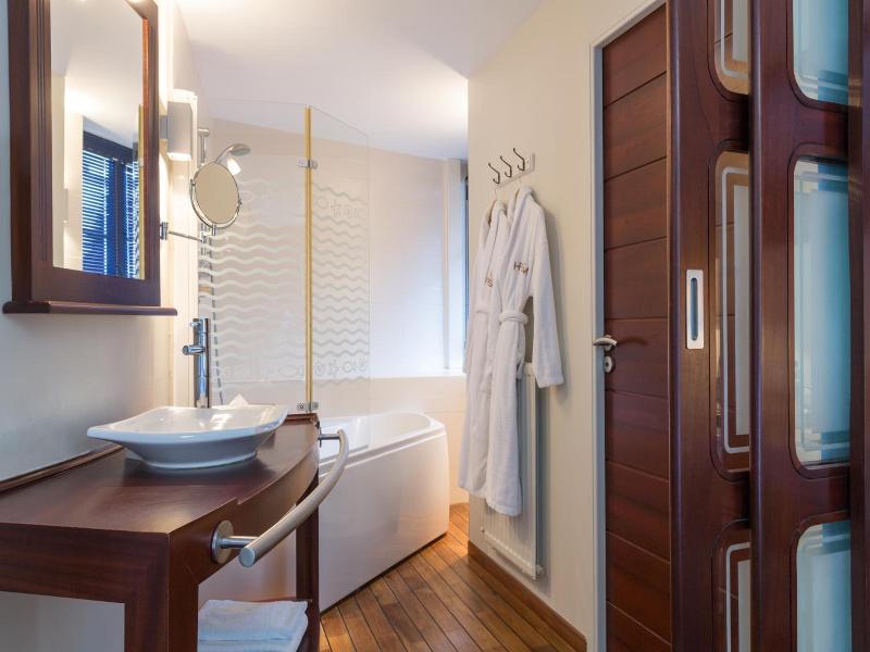 Hostellerie St-Mathieu,The Originals Collection image