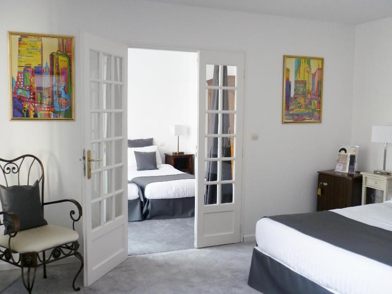 Hotel Nevers Clos Sainte Marie image
