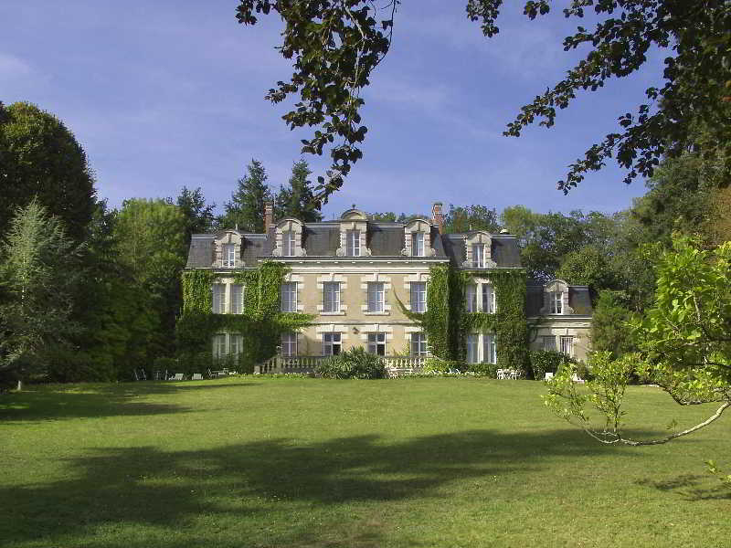 Chateau Des Tertres