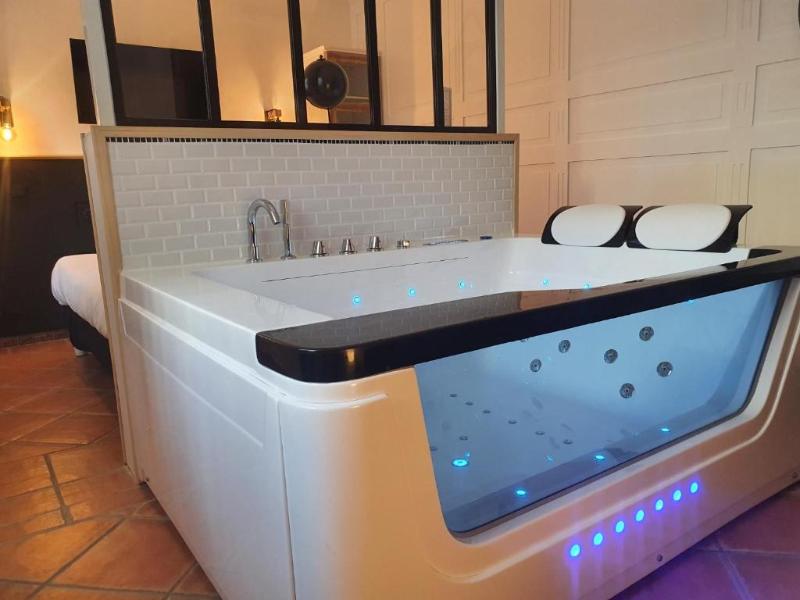 The Originals Boutique, Clair Hôtel, Martigues image