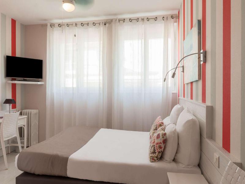 The Originals Boutique, Hôtel Miramar, Royan image