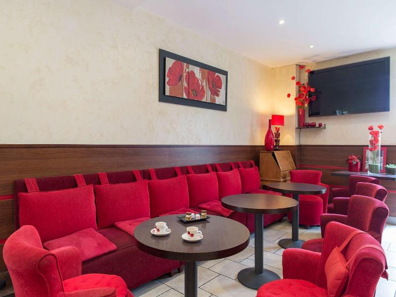 Hôtel Les Coquelicots, The Originals Relais image