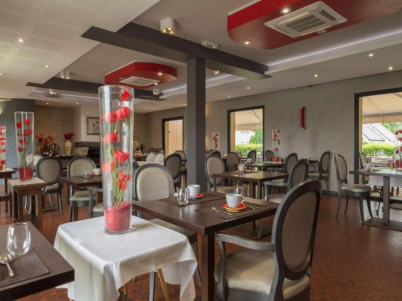 Hôtel Les Coquelicots, The Originals Relais image