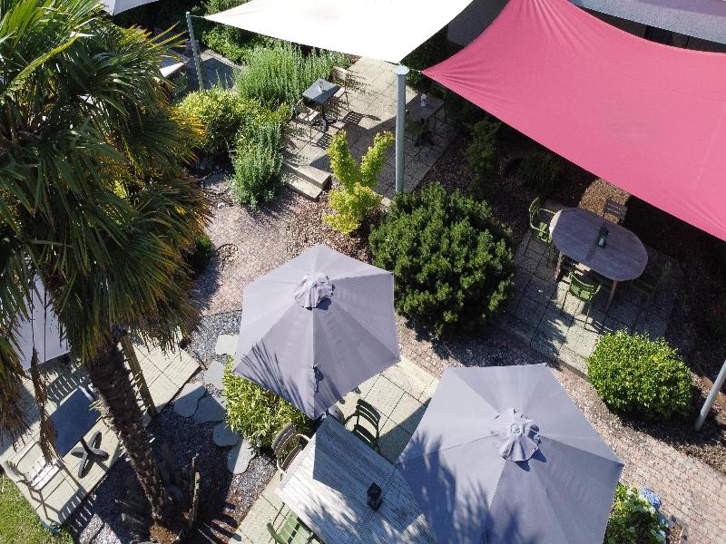 The Originals City, Le Patio, Cholet Nord. image