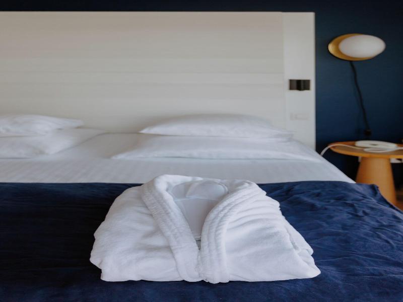 Hotel Windsor Grande Plage Biarritz image
