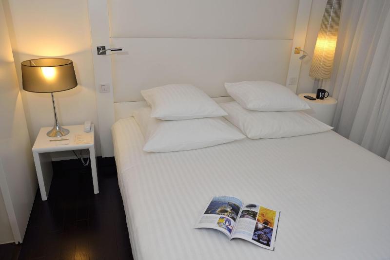 Hotel Windsor Grande Plage Biarritz image