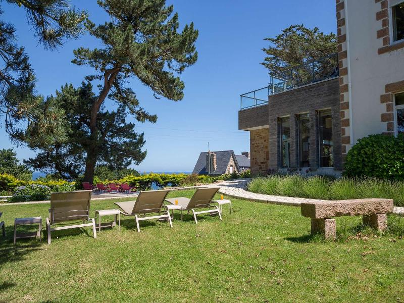 Hotel Les Costans image