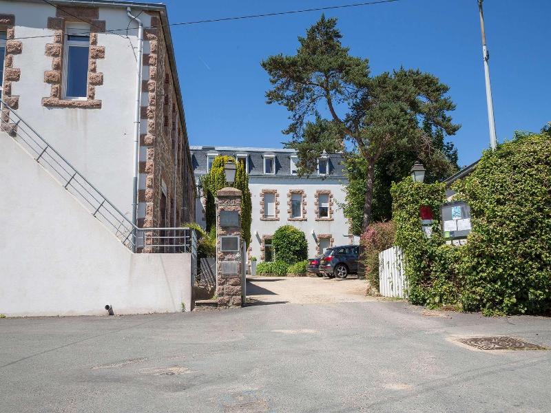 Hotel Les Costans image