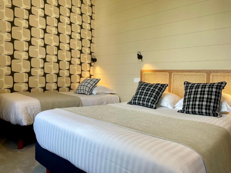 Hotel Les Costans image